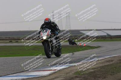 media/Nov-30-2025-TrackDaz (Sun) [[d8b22663df]]/A Group/Session 4 (Wheelie Bump)/